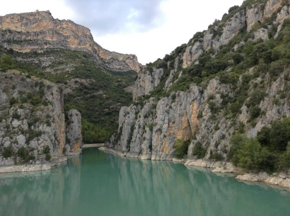 Apartamento Pirineo Aragones Sabiñánigo Eksteriør billede