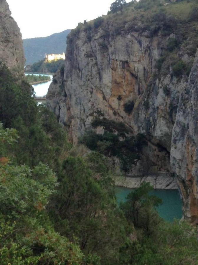 Apartamento Pirineo Aragones Sabiñánigo Eksteriør billede