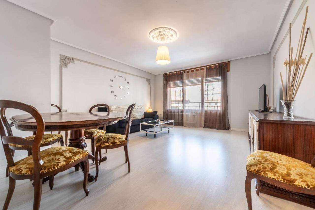 Apartamento Pirineo Aragones Sabiñánigo Eksteriør billede