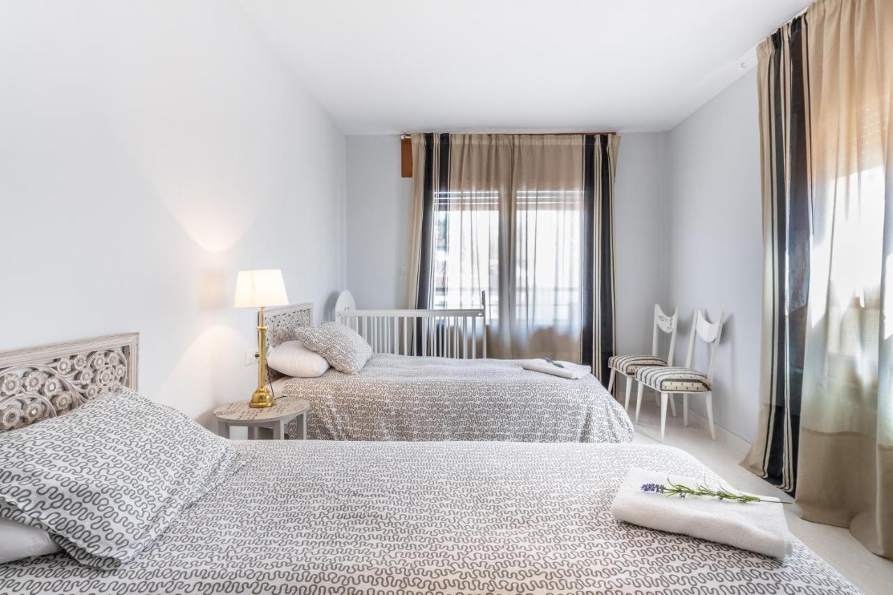 Apartamento Pirineo Aragones Sabiñánigo Eksteriør billede