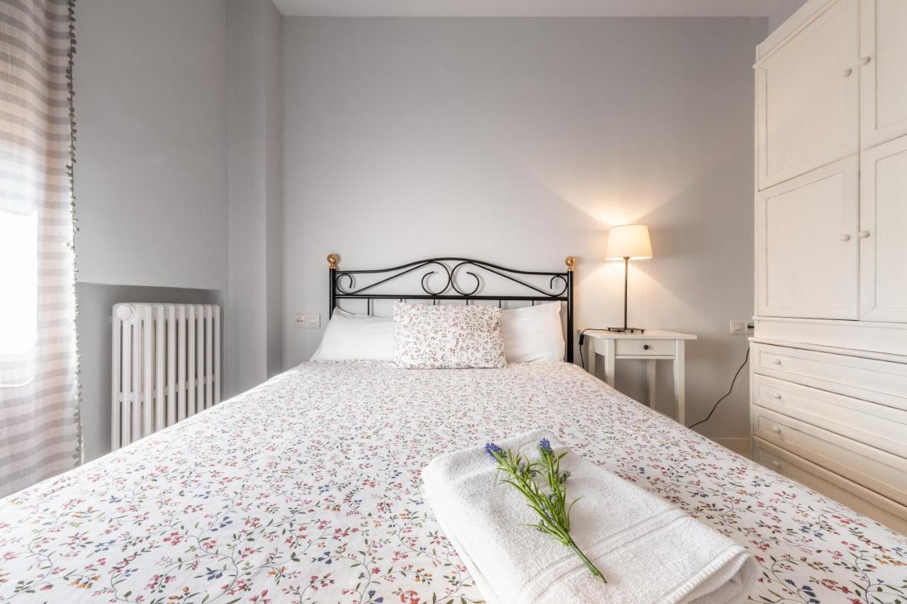 Apartamento Pirineo Aragones Sabiñánigo Eksteriør billede